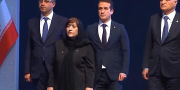 Azərbaycan rəsmiləri Xamenei ilə vida mərasimində – Video – Yenilənib