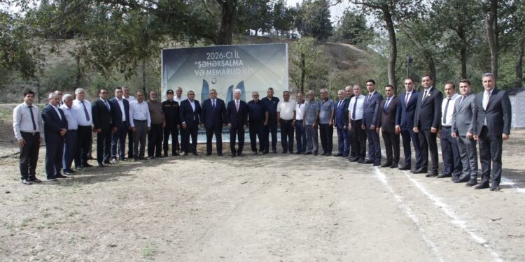 Cəlilabadda 27 Sentyabr-Anım Günü ilə əlaqədar ağacəkmə aksiyası keçirilib