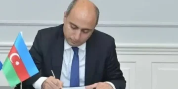Emin Əmrullayev dərslərlə bağlı əmr imzaladı